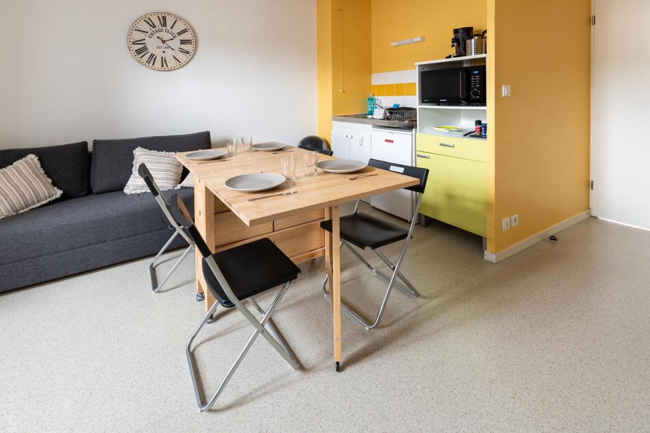 Studio centre ville avec parking privé Cholet Exterior foto